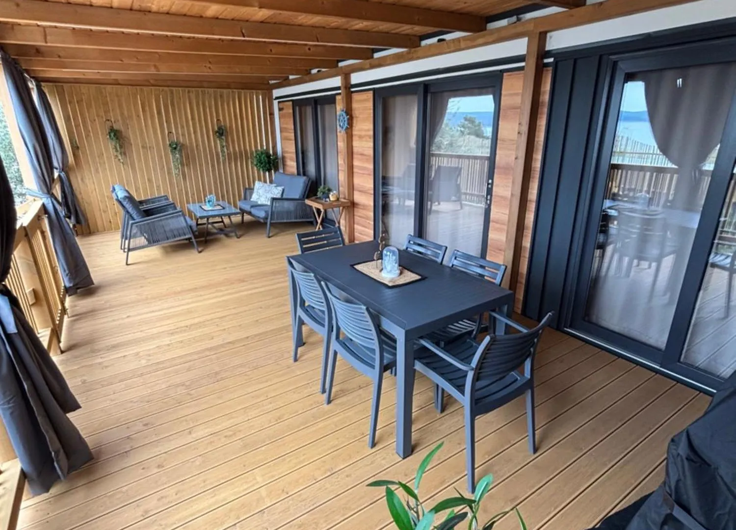 مكان تخييم Mobile Home Luna سيلتسي